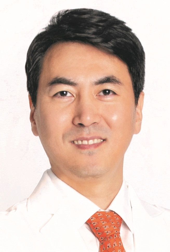 Dr. Na Kiwon